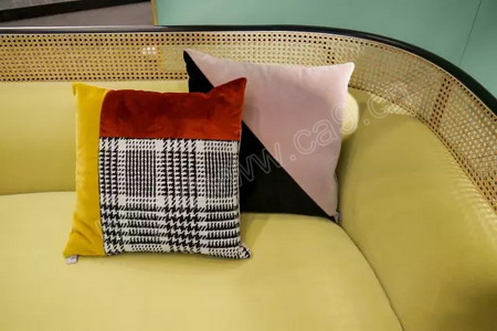 1487571887485014207.jpg b_021.jpg