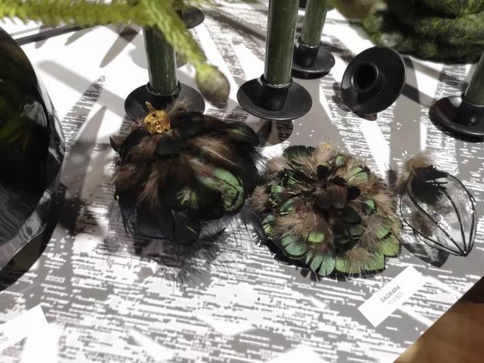 1581781934066058165.jpg 1580806379269059227.jpg