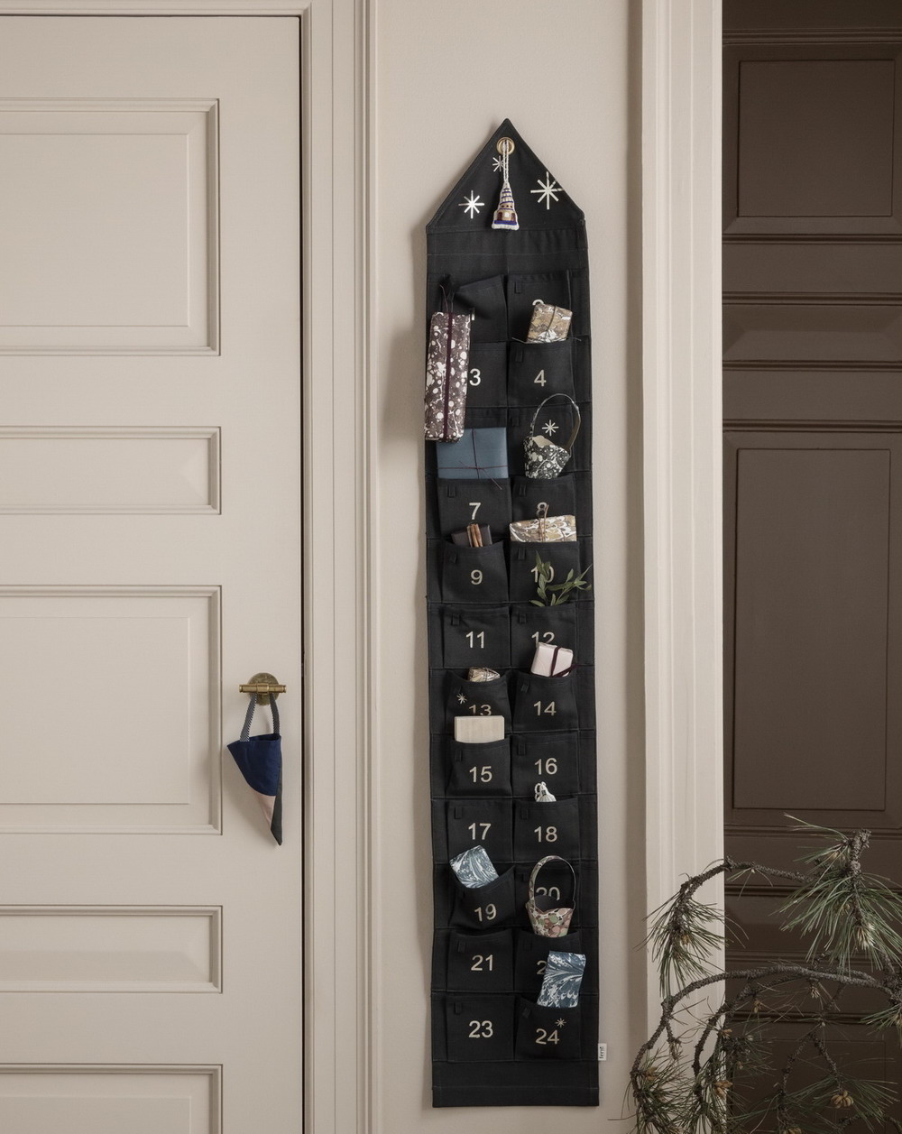 1606464194744024451.jpg 12.jpg