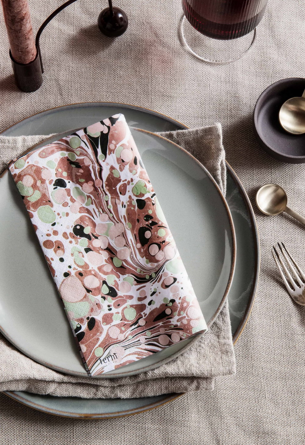 1606464254296060960.jpg 18.jpg